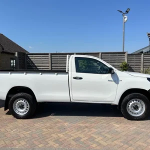 2020 TOYOTA HILUX